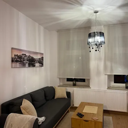 Between The Bridges Zhořelec