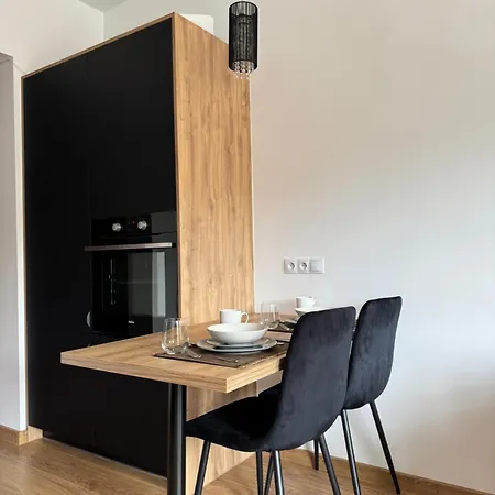 Between The Bridges * Zhořelec